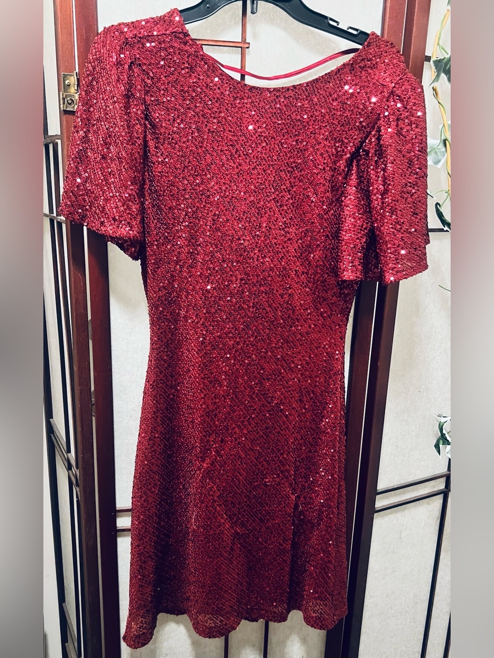 Astr wine color Sequin Midi Dress with Flutter Sleeves